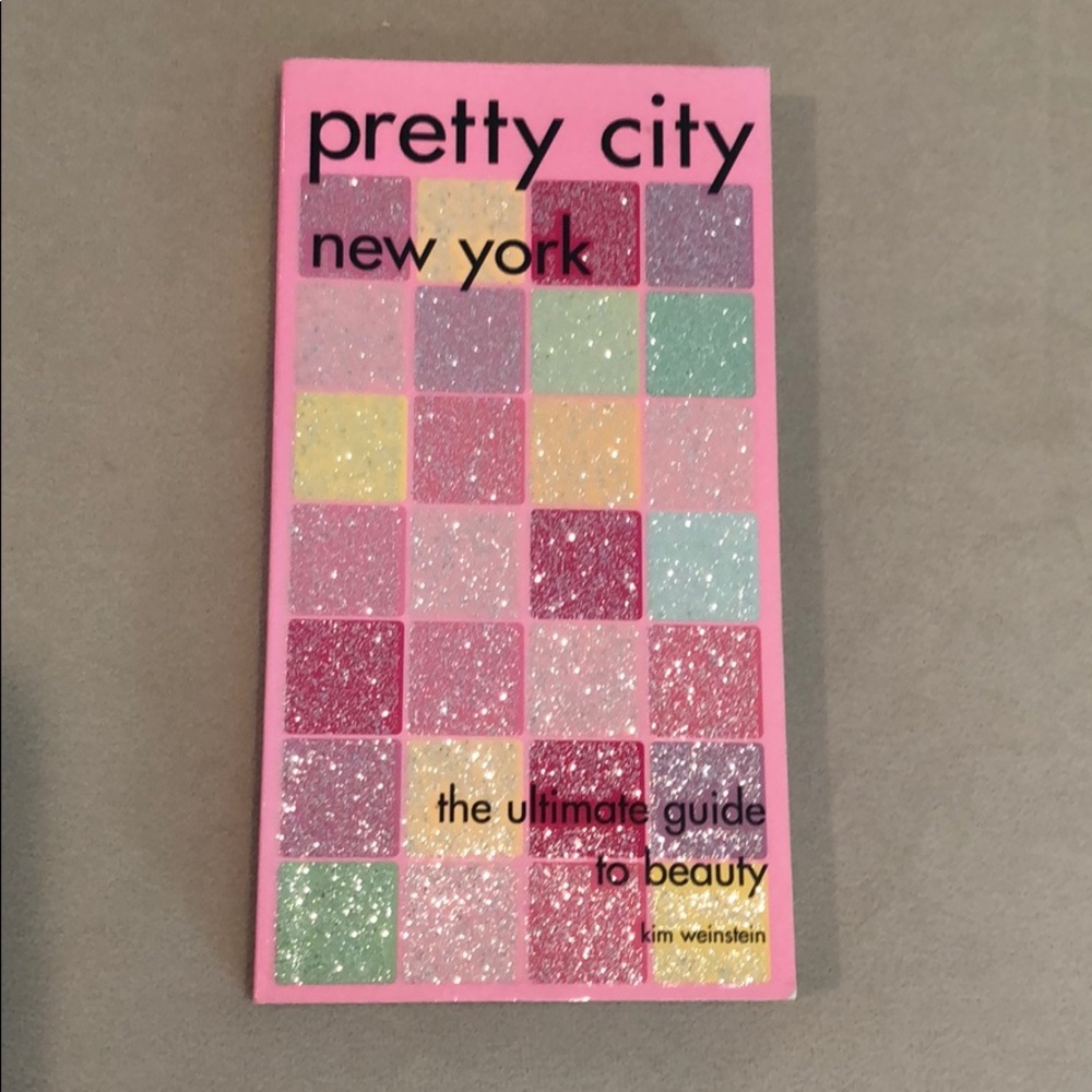 Pretty city New York guide book - Picture 1 of 3